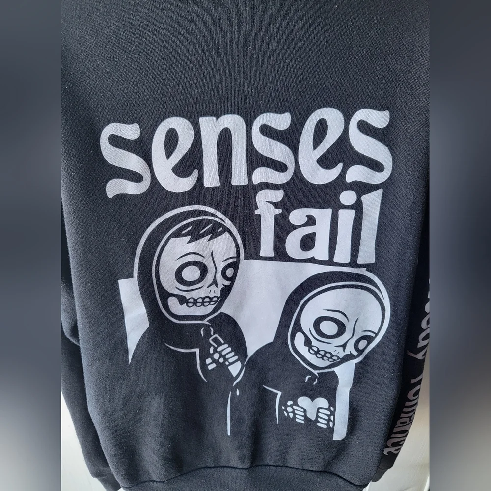 Senses Fail Bloody Romance Hoodie Size Medium - Picture 3 of 5